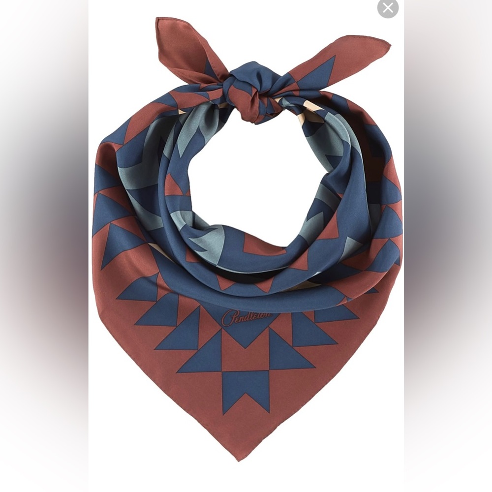 NWT Pendleton smith rock navy silk scarf ONE SIZE